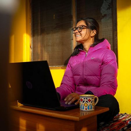 Yaarana Stay & Cafe, Vashisht, Manali Dış mekan fotoğraf