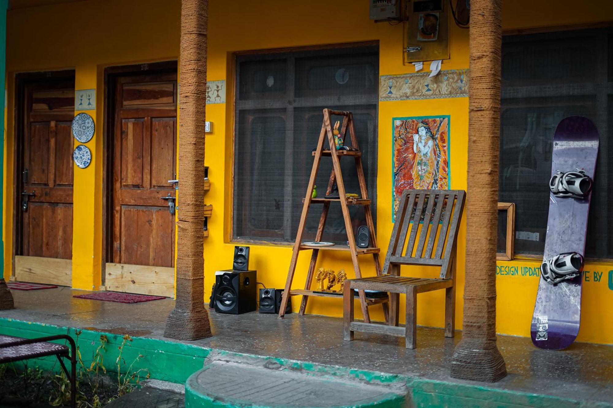 Yaarana Stay & Cafe, Vashisht, Manali Dış mekan fotoğraf