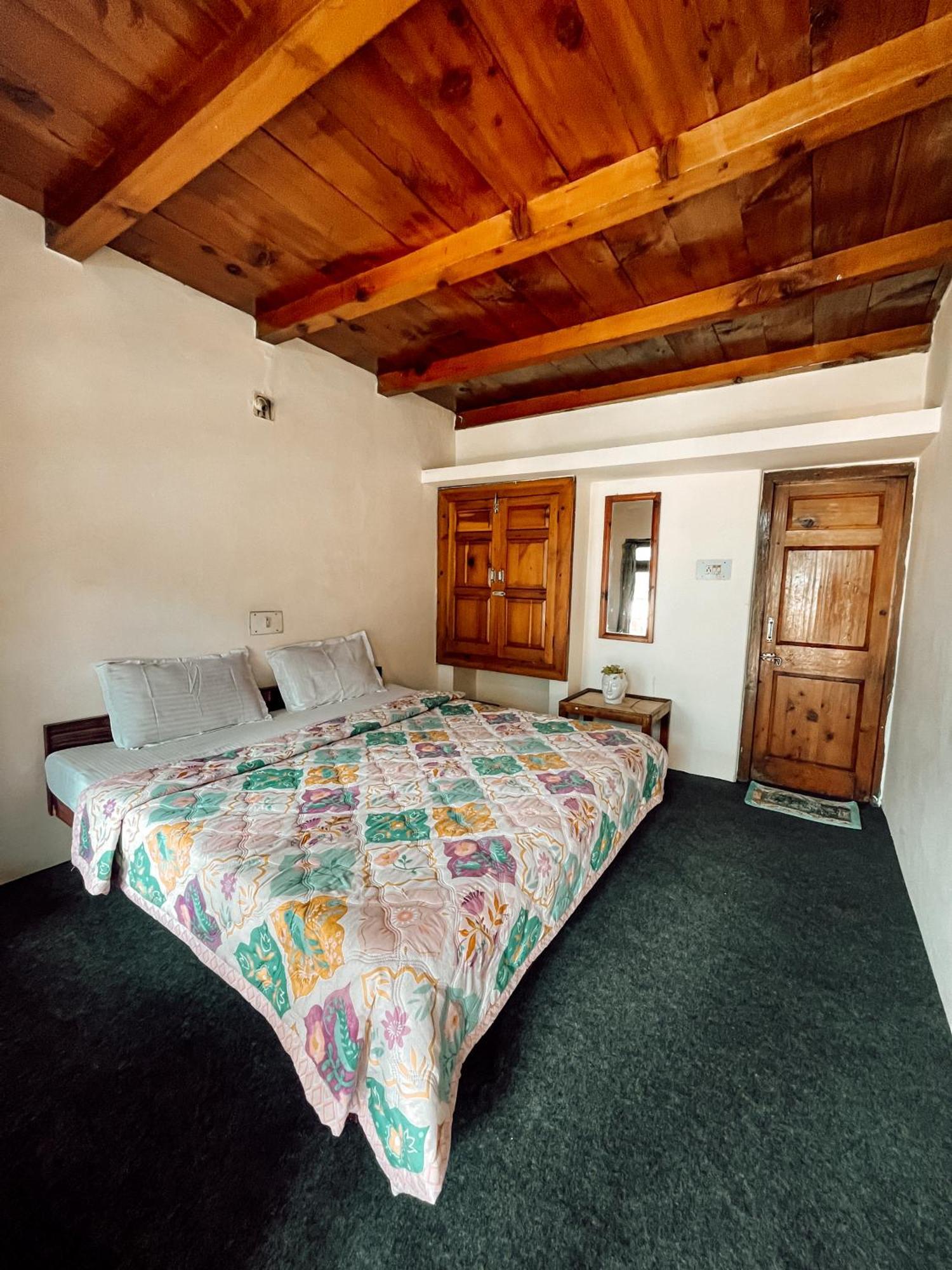 Yaarana Stay & Cafe, Vashisht, Manali Dış mekan fotoğraf