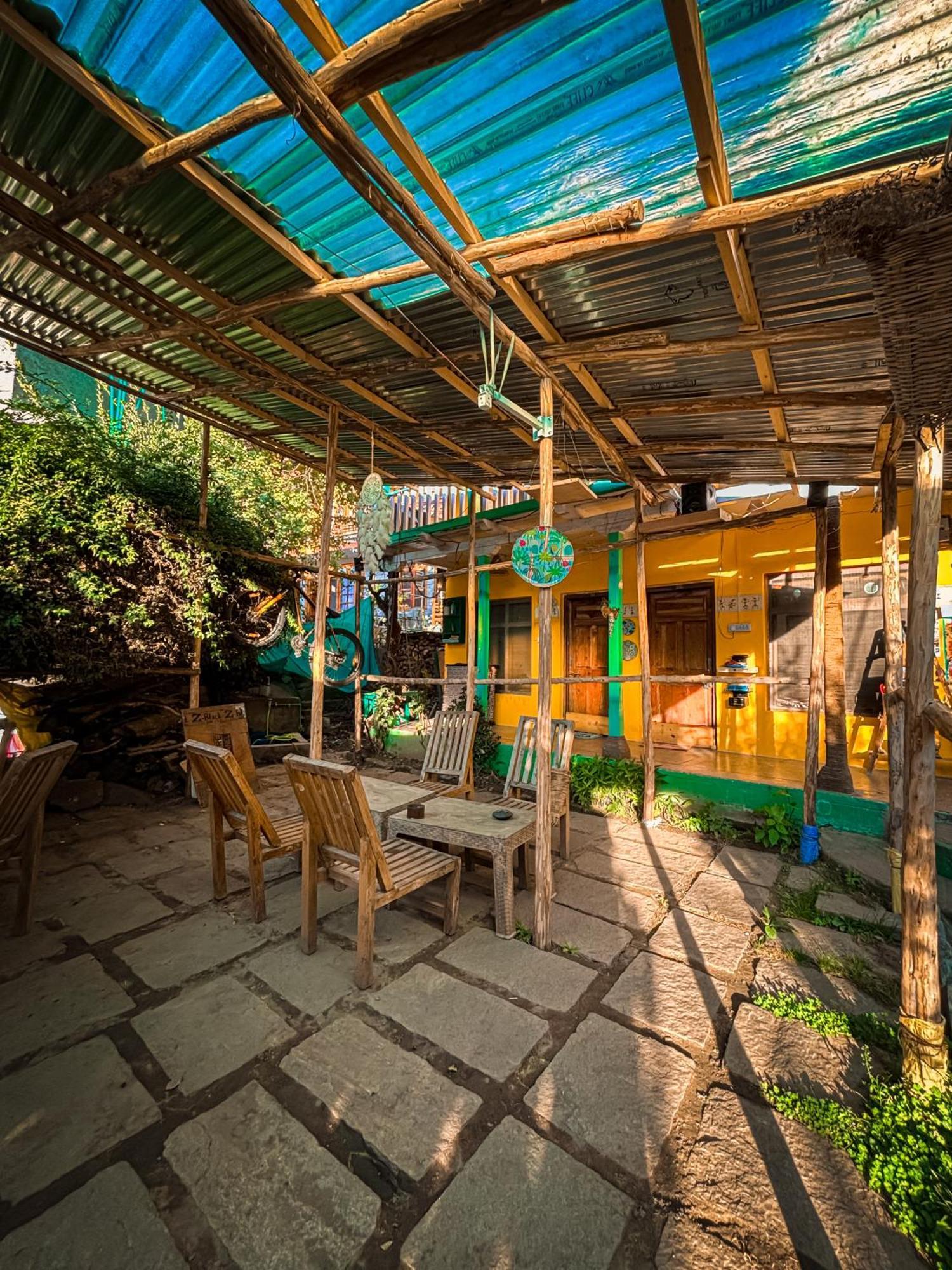 Yaarana Stay & Cafe, Vashisht, Manali Dış mekan fotoğraf